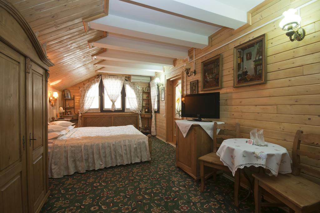 Hotel La Marele Moft Slănic Zimmer foto
