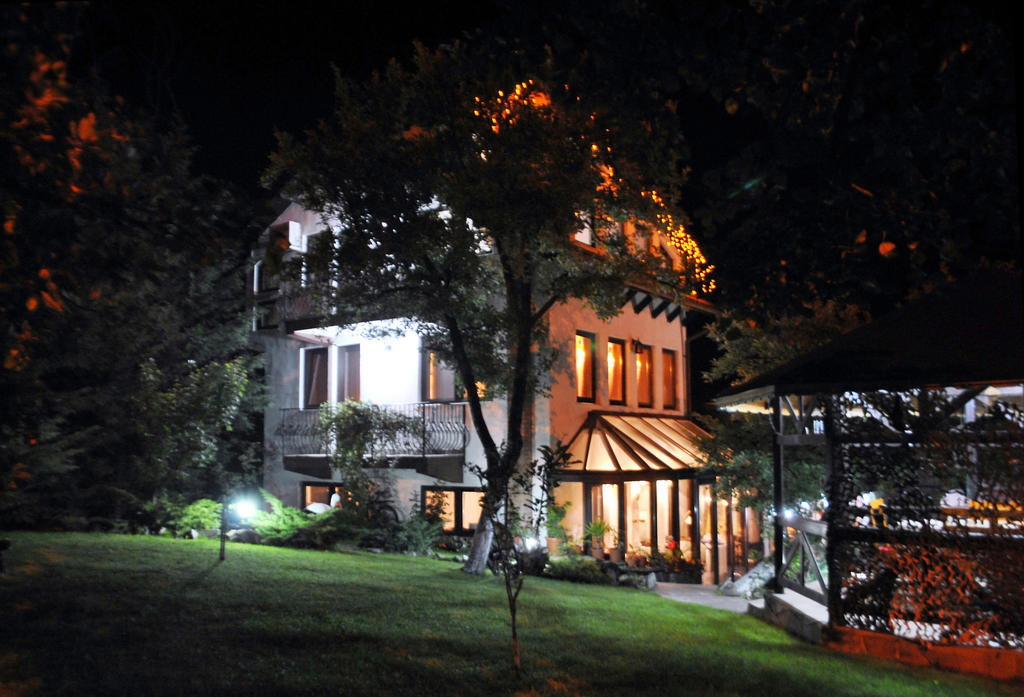 Hotel La Marele Moft Slănic Exterior foto
