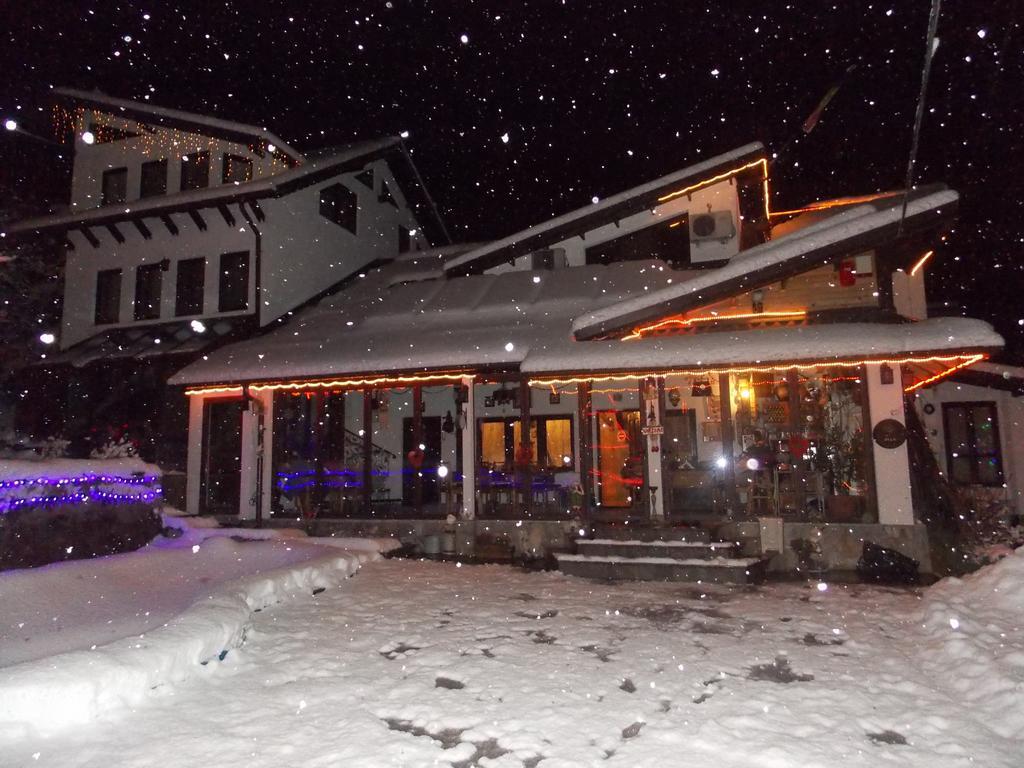 Hotel La Marele Moft Slănic Exterior foto